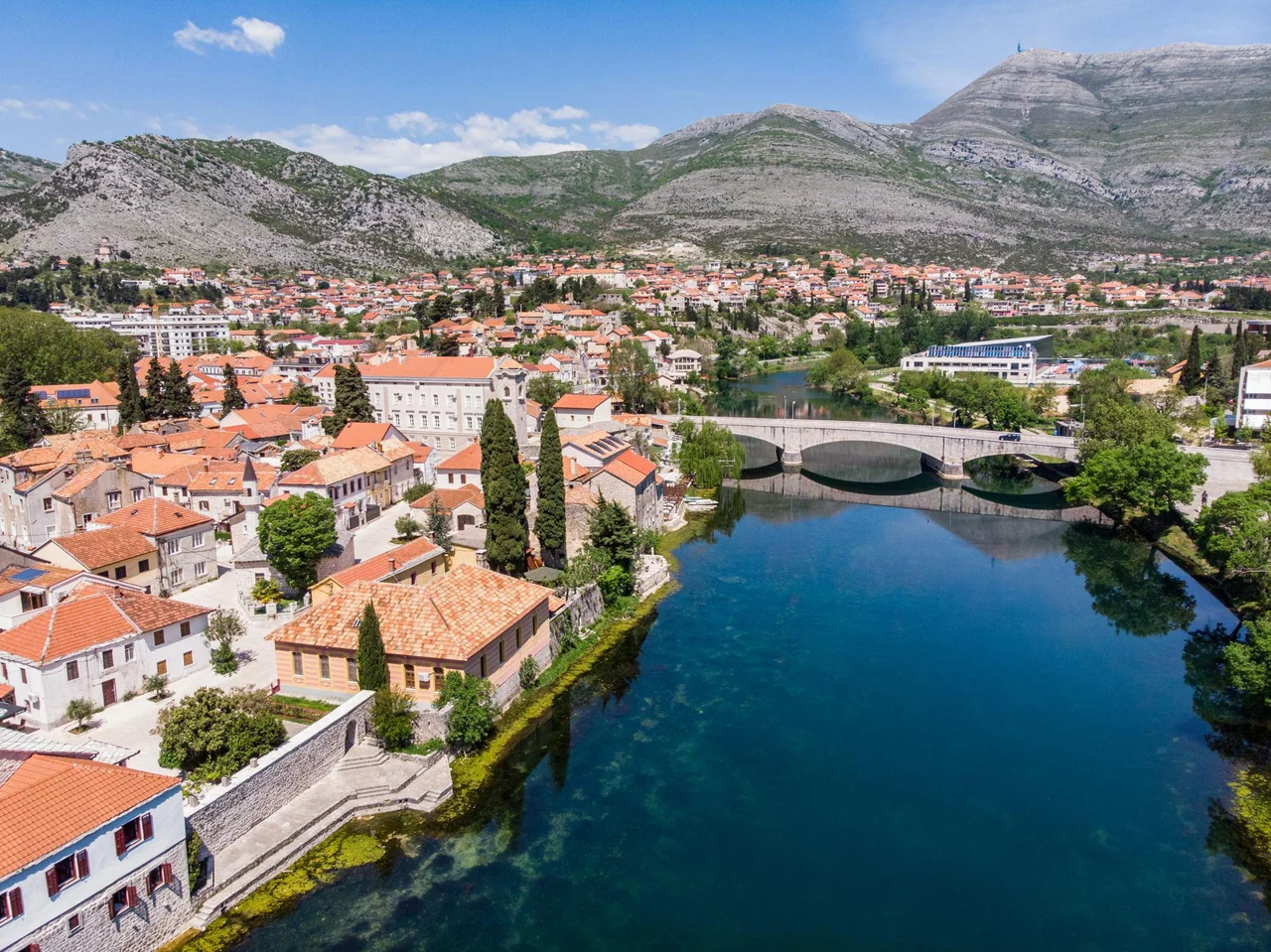 Panorama Trebinja i rijeke Trebišnjice
